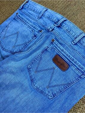 Wrangler Retro Slim Straight Jeans Men’s 38x36 Blue medium wash denim